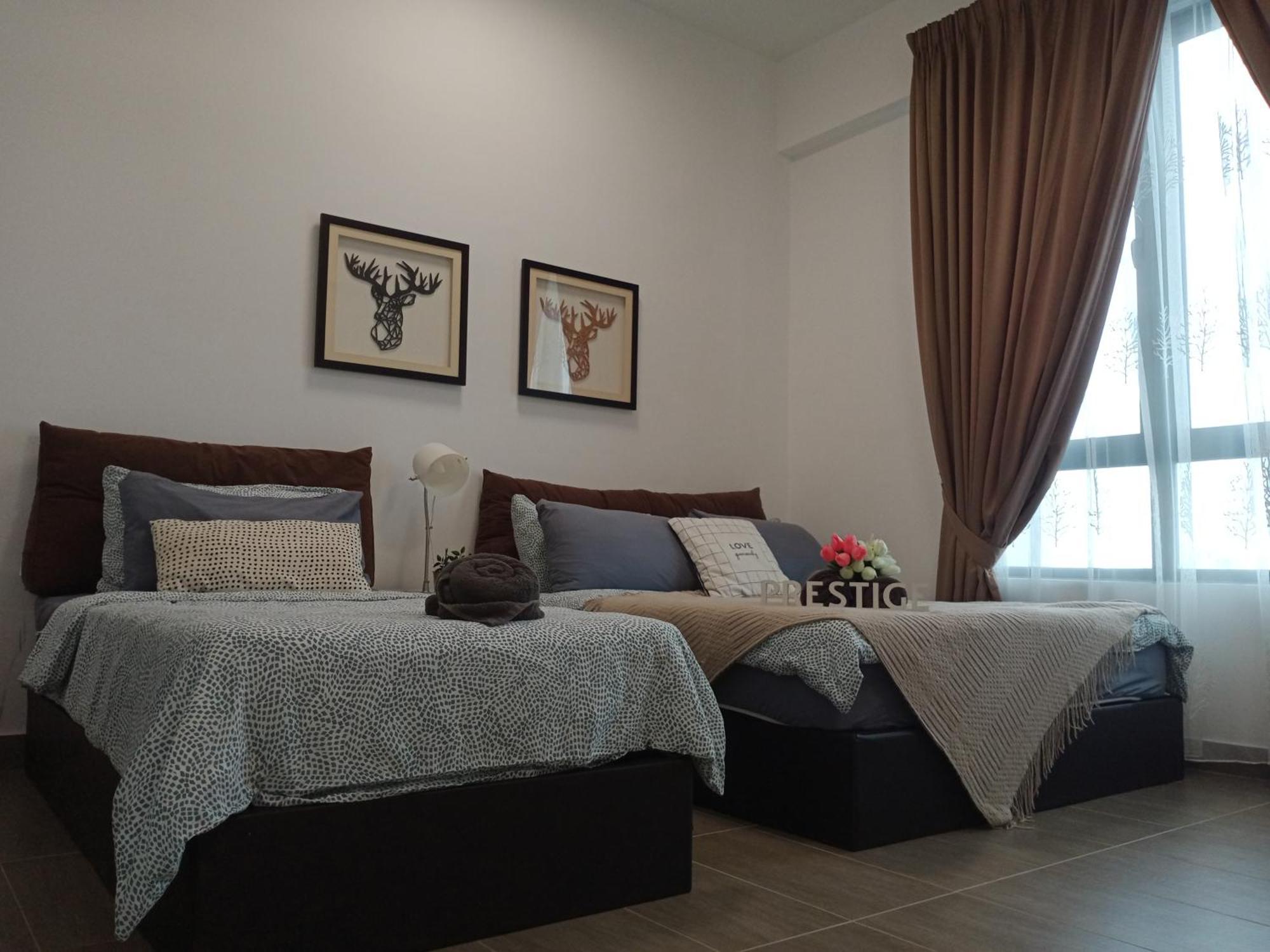 Prestige Troika Luxury Stay Kota Bharu Room photo